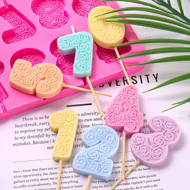 Molde de números con forma de rosas para cumpleaños.
